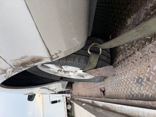 2004 Toyota Sienna LE - Primary Damage Left Image